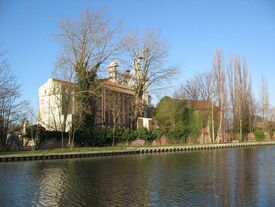 Photo de 2012 de l'ancien site Duquesne Purina, usine d'aliments pour animaux.